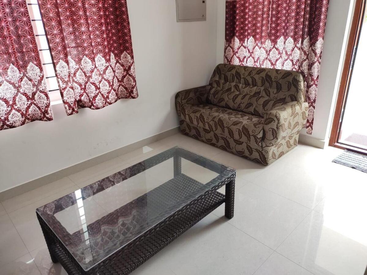 Fully Furnished 3Bhk 2 Floor Villa อันกามาลี ภายนอก รูปภาพ